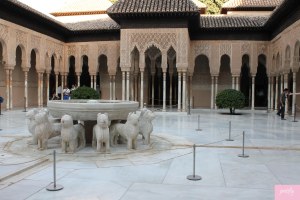 Patio de los Leones- the famous lion fountain