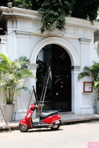 The attractive entrance to a hotel in French quarters 